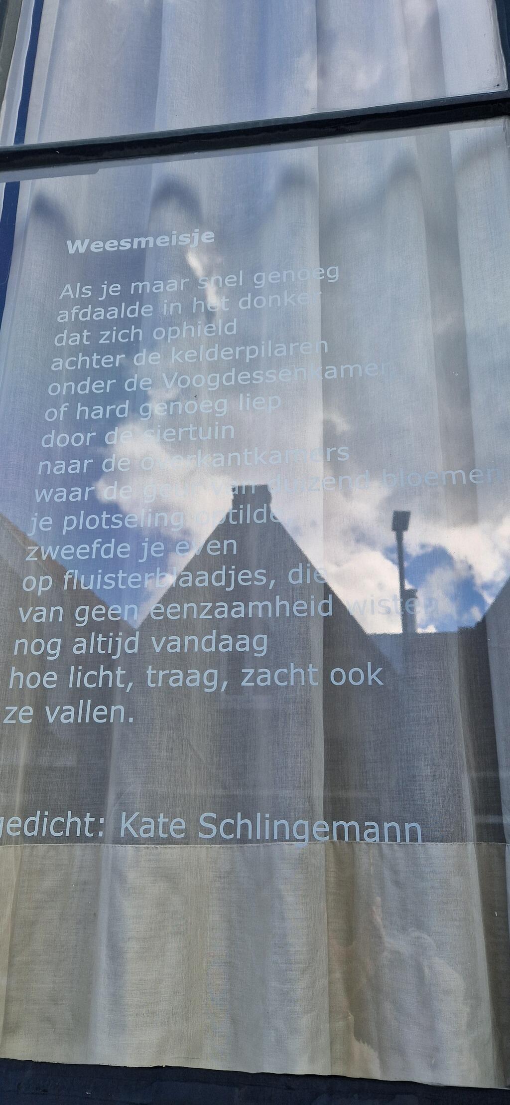 Weeshuis gedicht